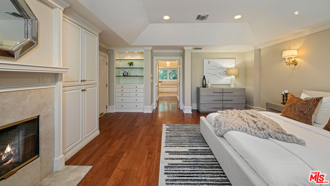 5404 Topeka Dr