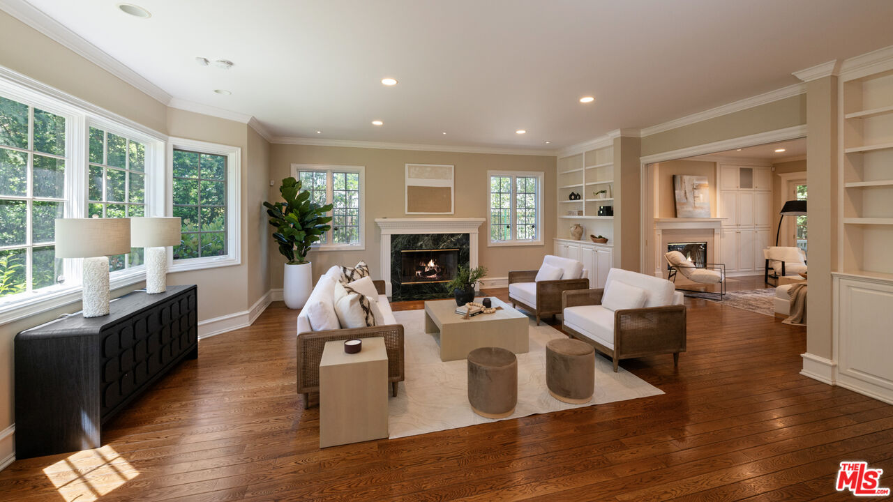 5404 Topeka Dr