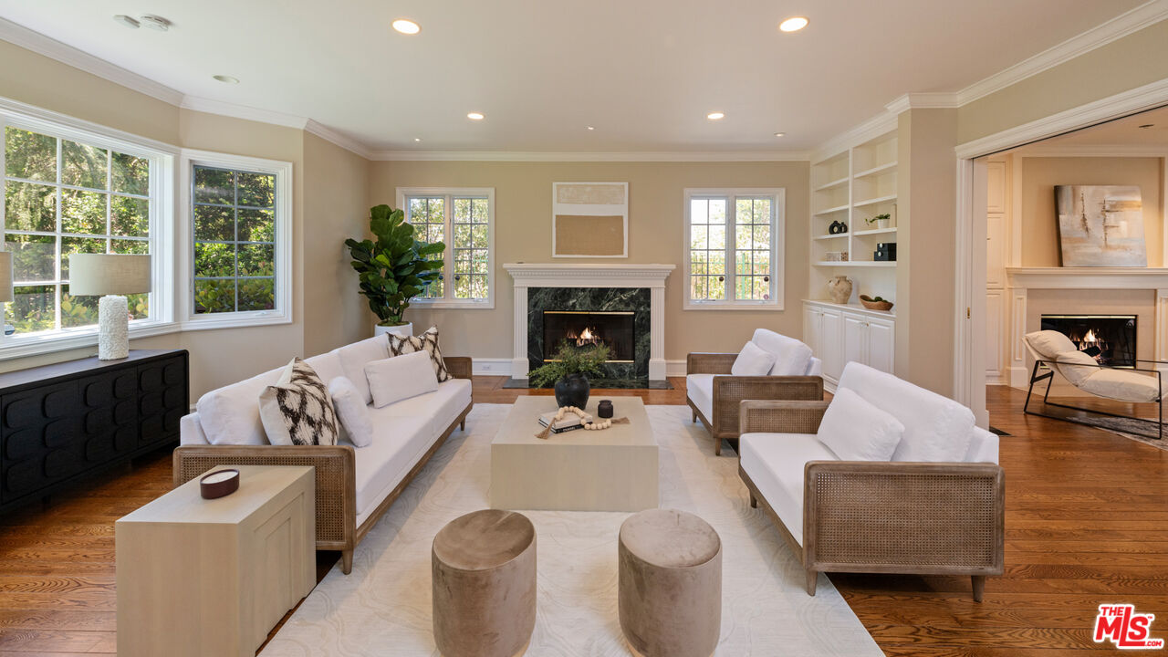 5404 Topeka Dr