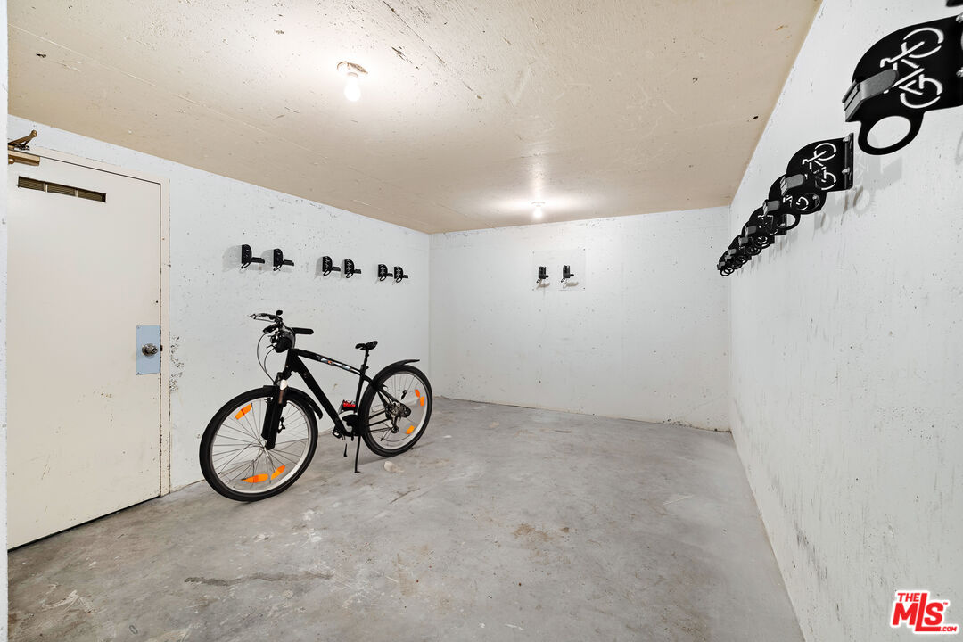 1228 14th St Unit: 201