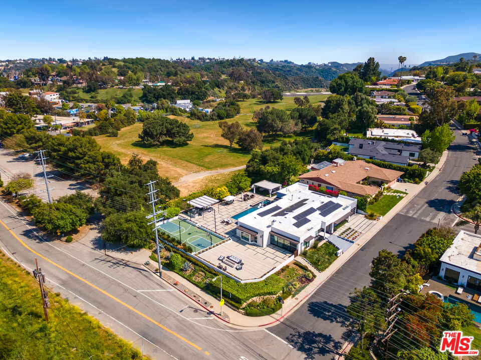3144 Corda Dr