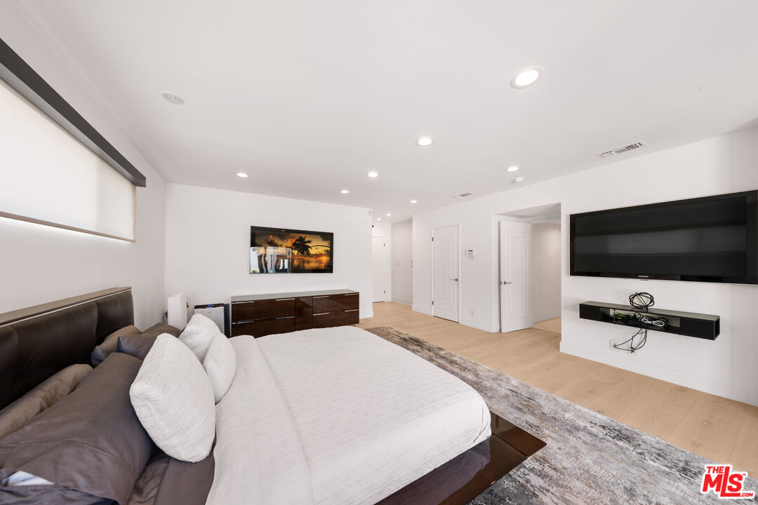 3144 Corda Dr