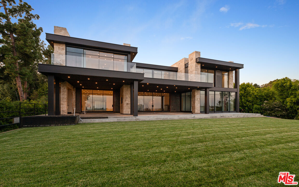 1129 Tower Rd