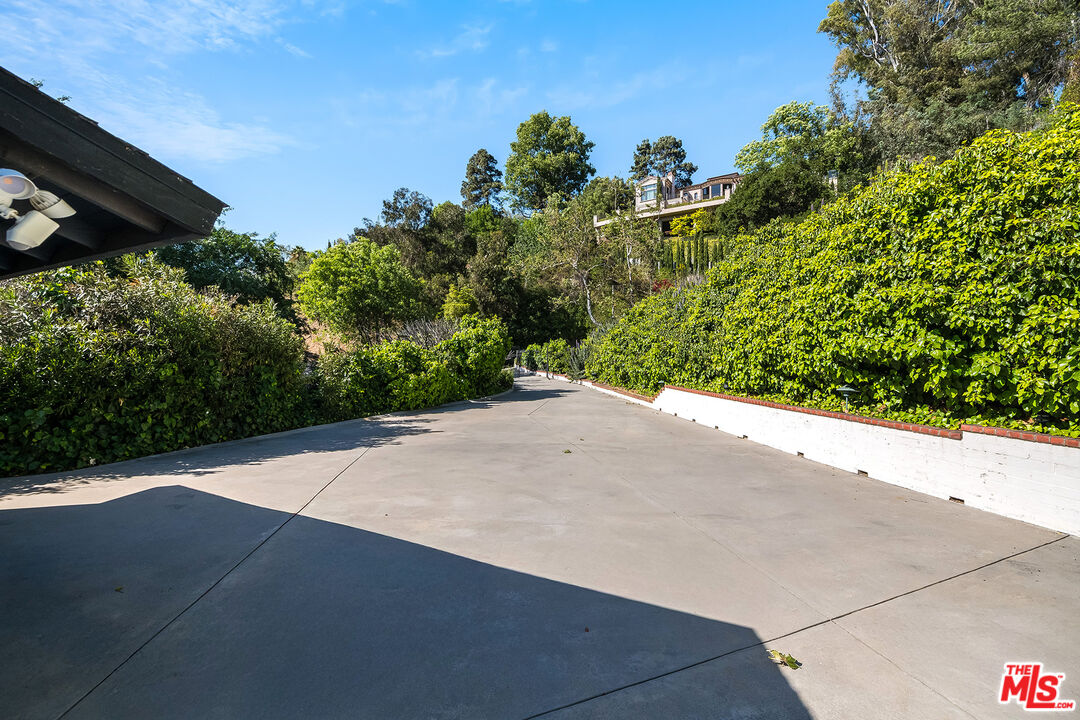 11222 Bellagio Rd