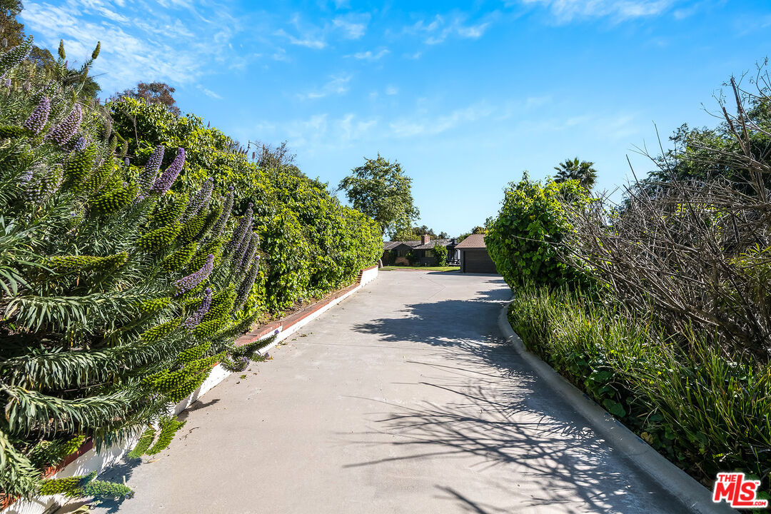 11222 Bellagio Rd