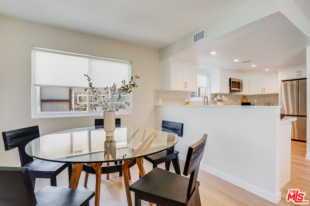 1470 Rexford Dr Unit: 207