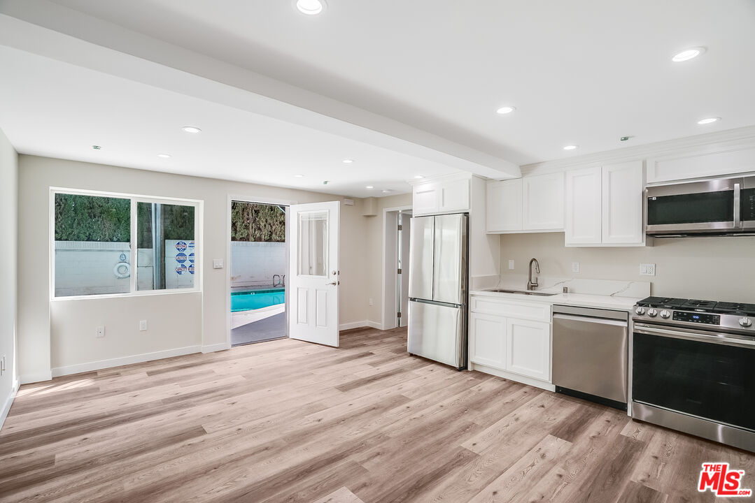 1470 Rexford Dr Unit: ADU