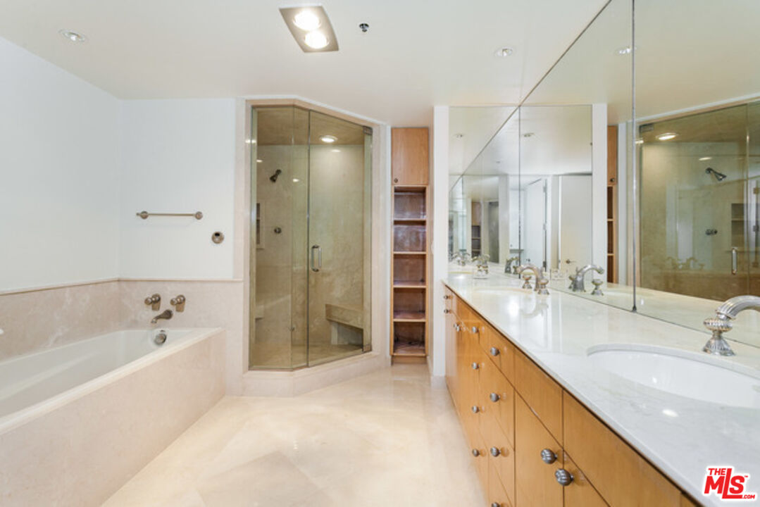 10750 Wilshire Blvd Unit: 1602