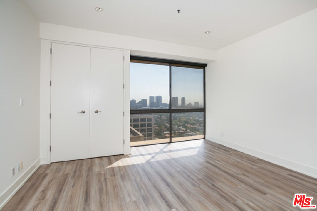 10750 Wilshire Blvd Unit: 1602