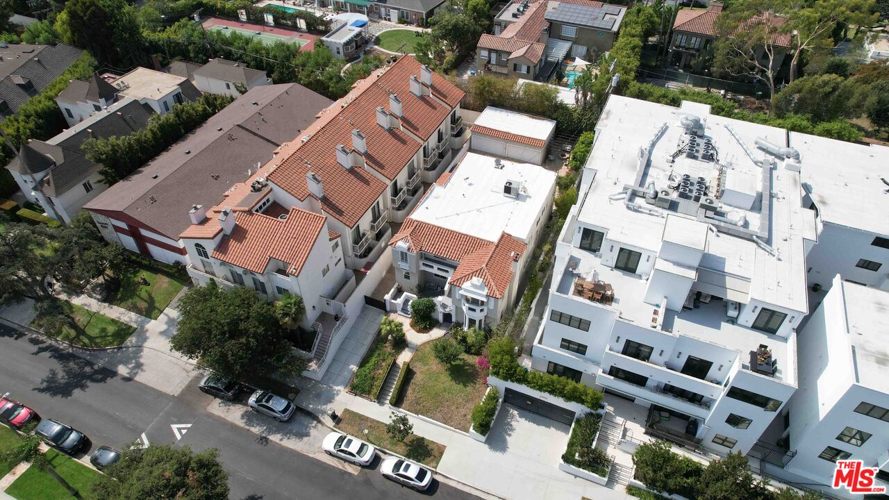 865 S Lucerne Blvd