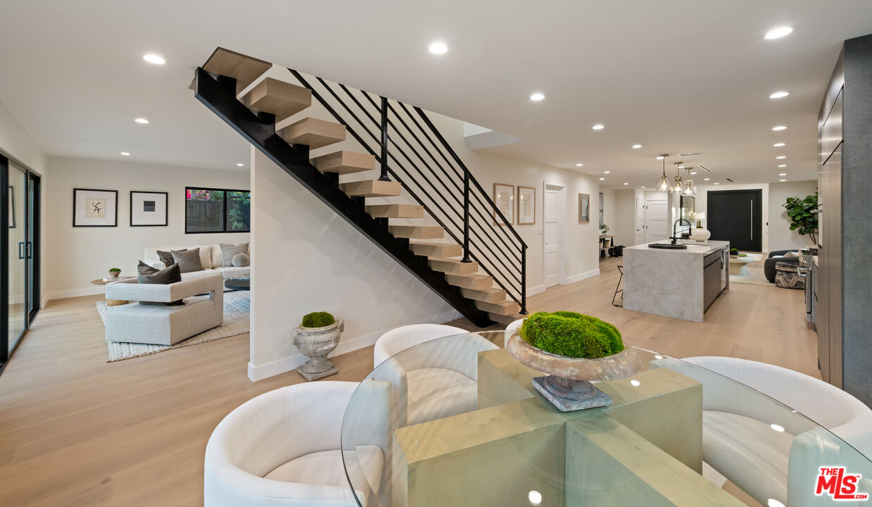 3524 Maplewood Ave