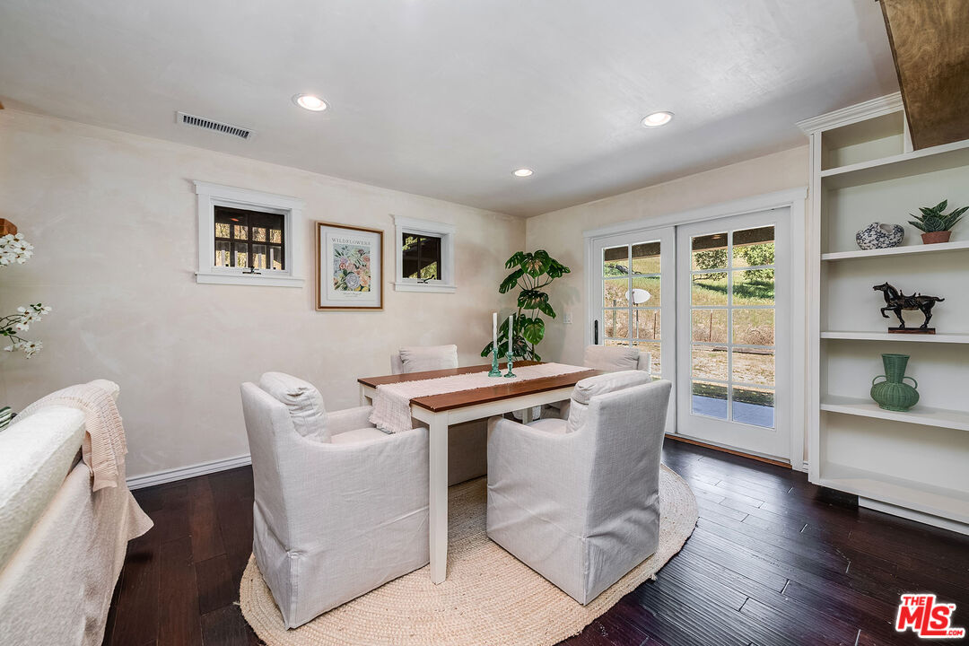 3333 Long Valley Rd