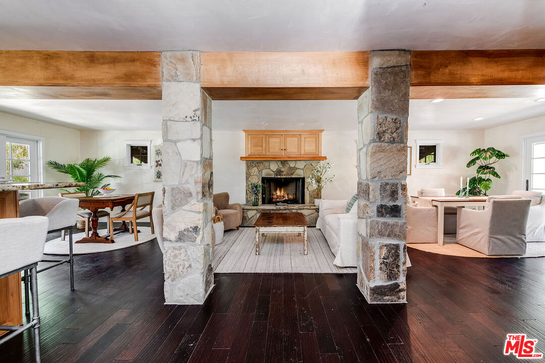 3333 Long Valley Rd