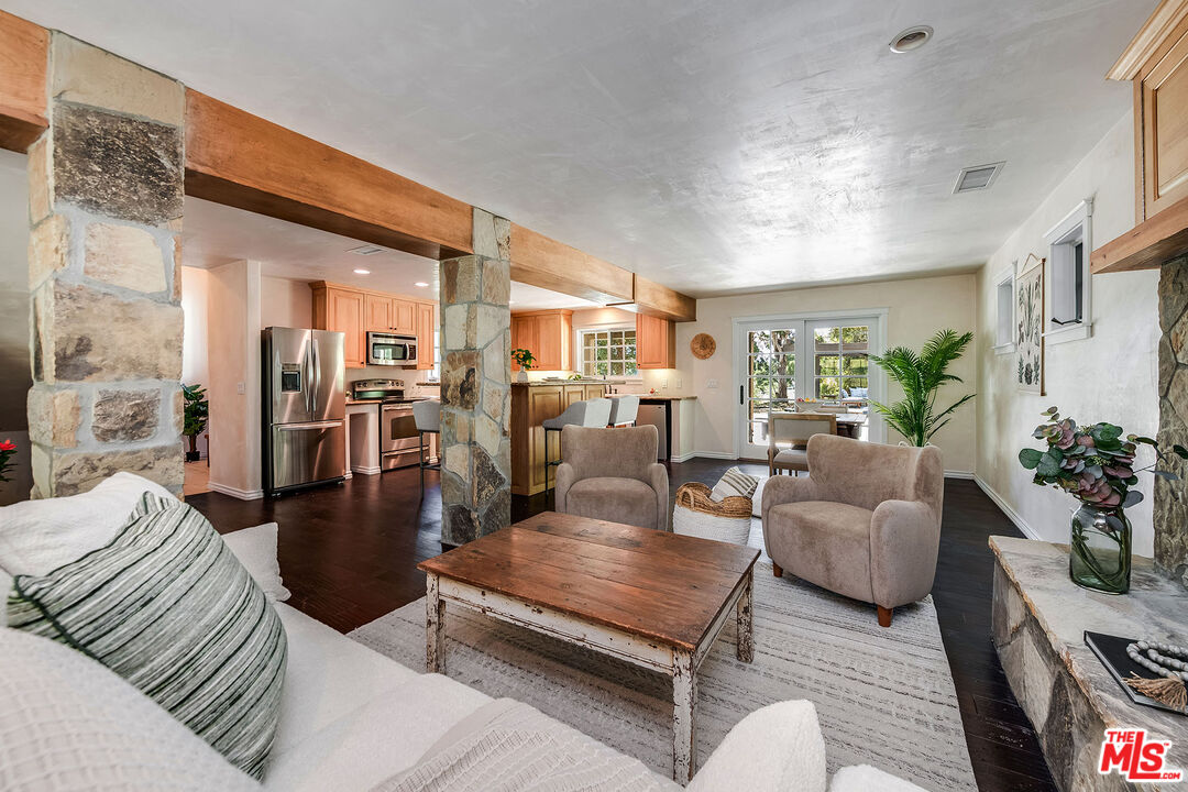 3333 Long Valley Rd