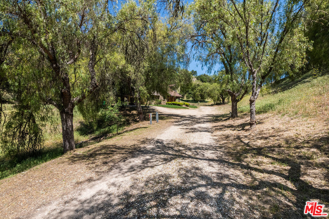 3333 Long Valley Rd