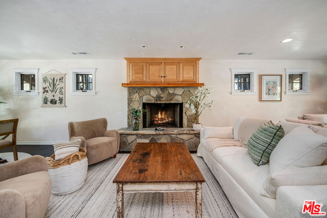 3333 Long Valley Rd