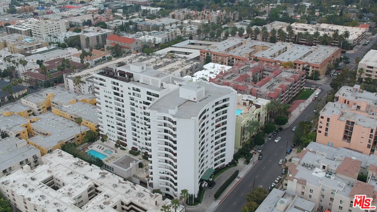 7250 Franklin Ave Unit: 1112