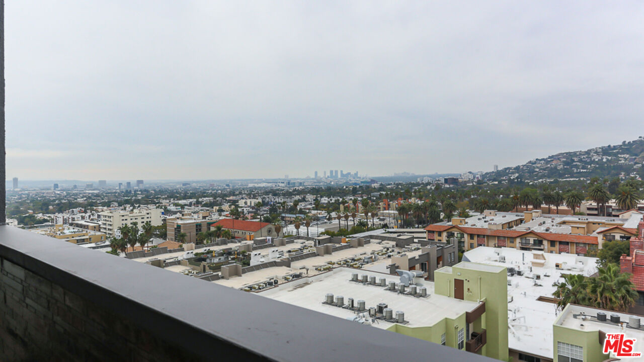 7250 Franklin Ave Unit: 1112