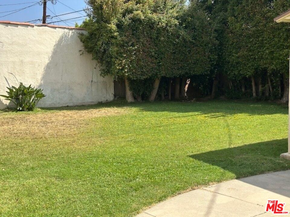 1926 Thayer Ave