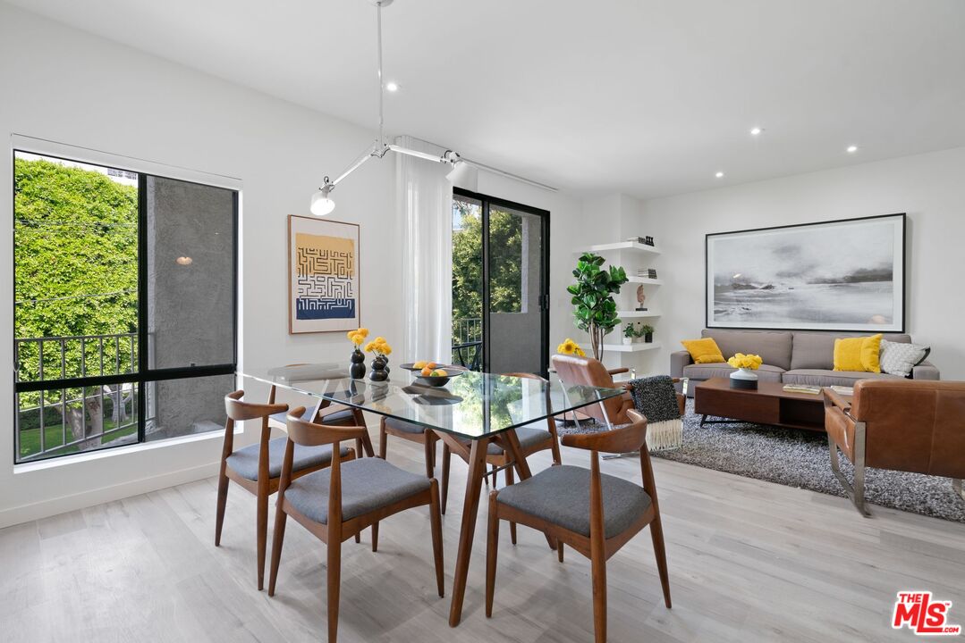 1140 Alta Loma Rd Unit: 201