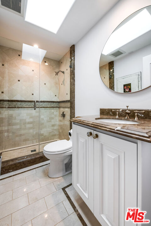 580 Chalette Dr