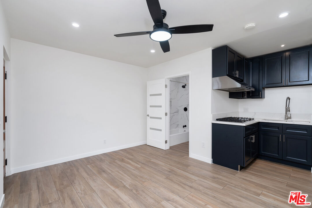13032 Glamis St