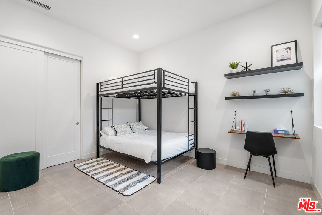 80240 Platinum Way