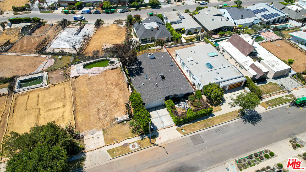 18128 Kingsport Dr
