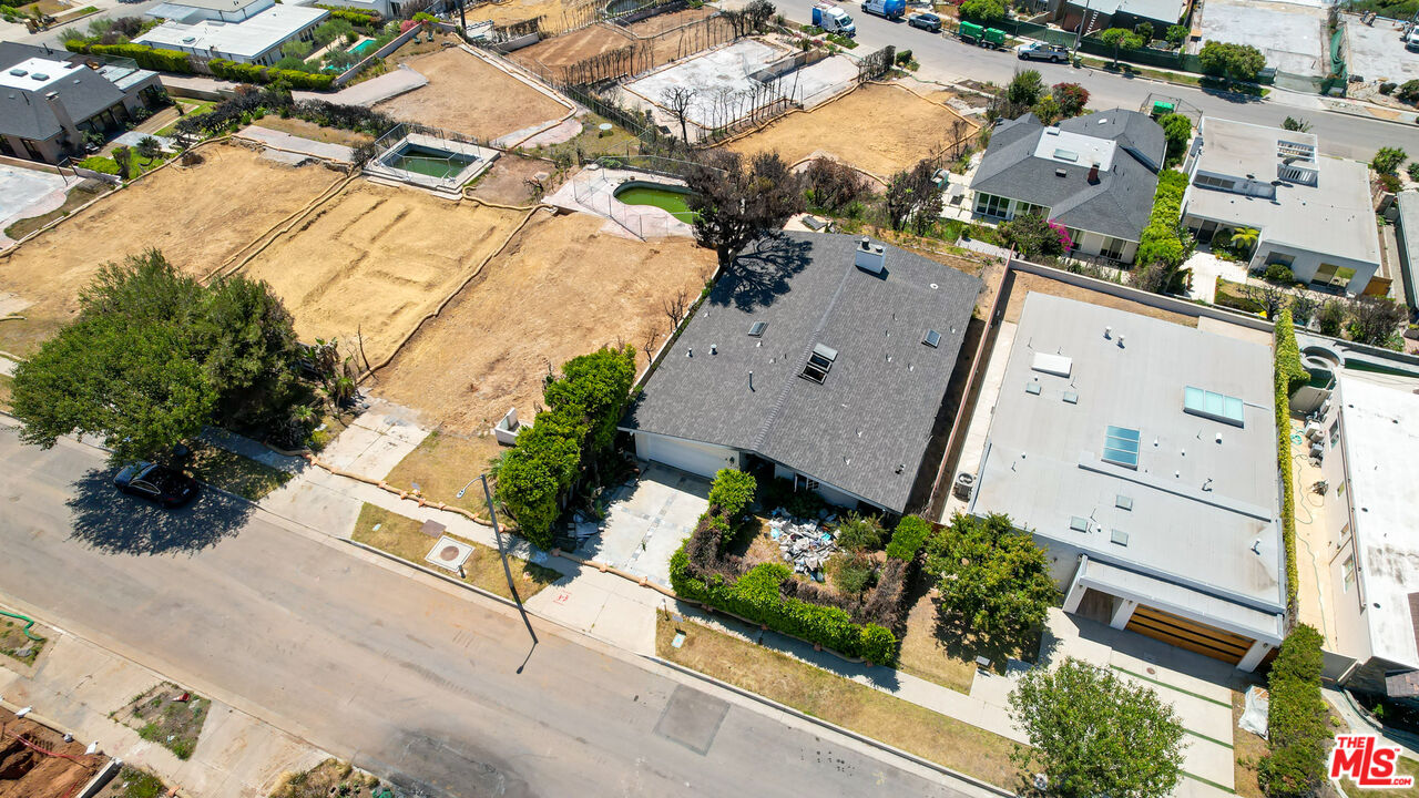 18128 Kingsport Dr