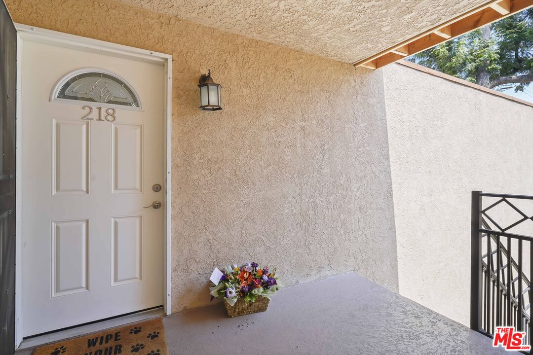 10331 Lindley Ave Unit: 218