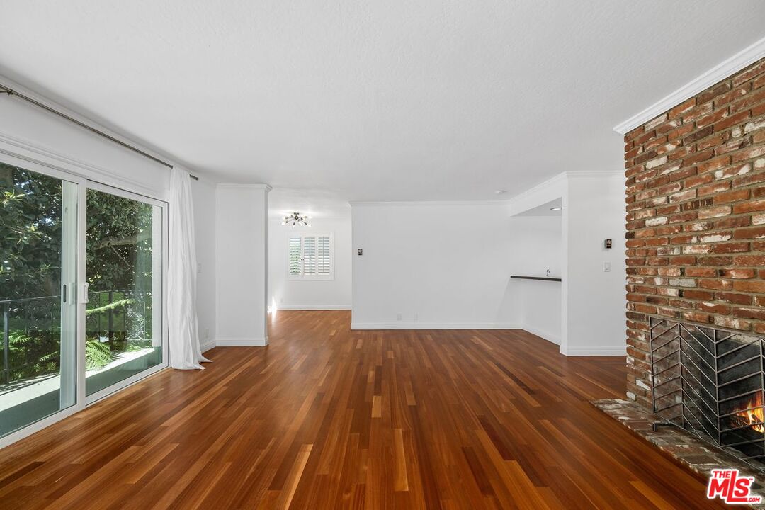 404 San Vicente Blvd Unit: 201