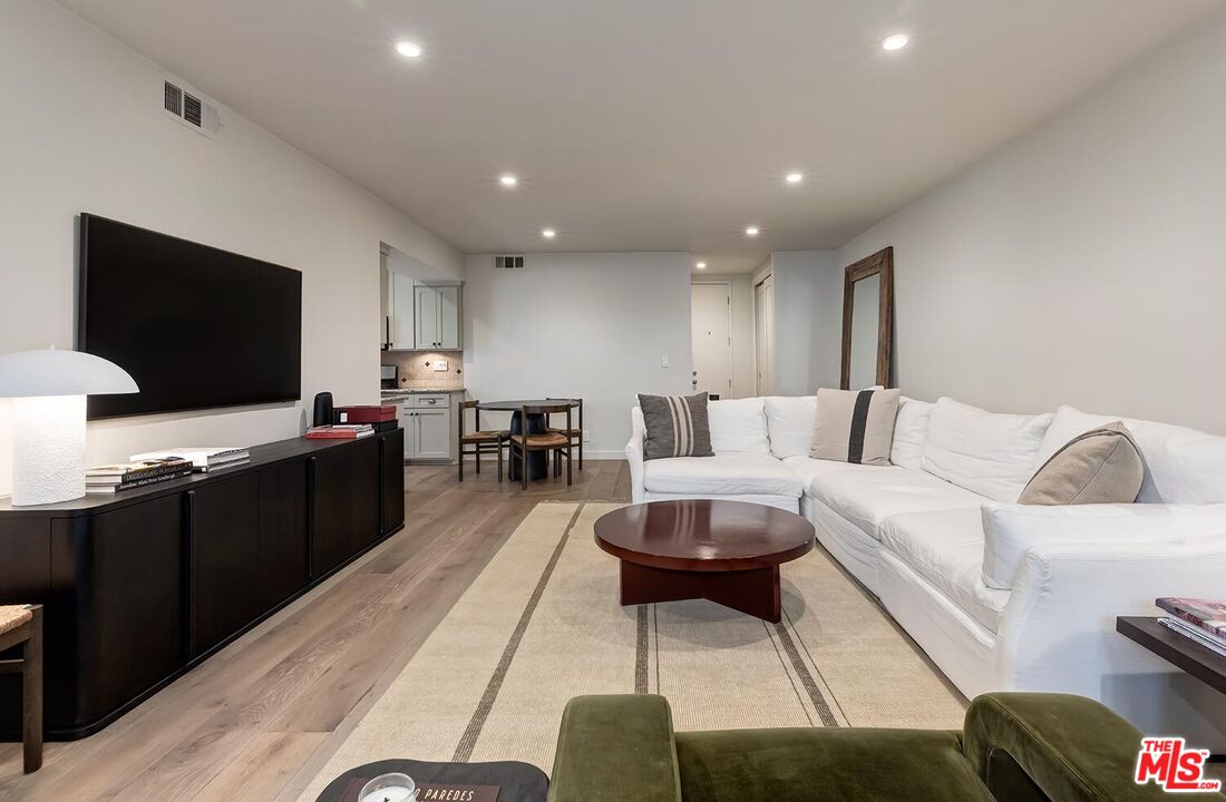 874 Hammond St Unit: 1