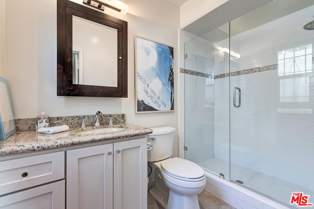 874 Hammond St Unit: 1