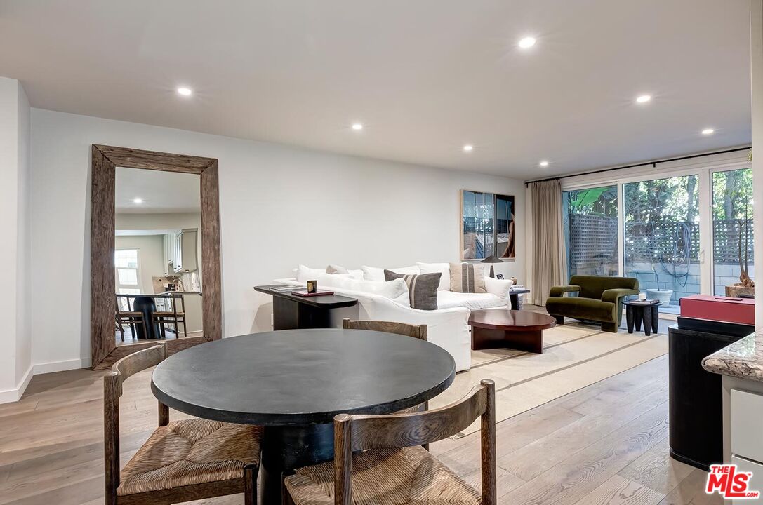 874 Hammond St Unit: 1