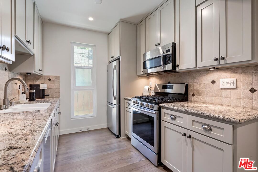 874 Hammond St Unit: 1