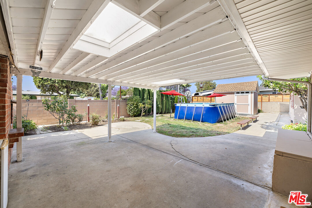 720 Maertin Ln