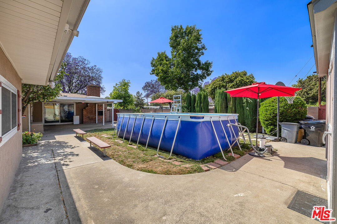 720 Maertin Ln