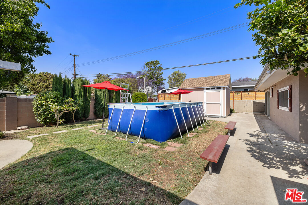 720 Maertin Ln