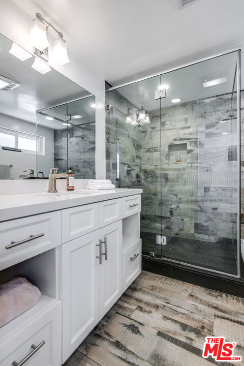 3544 Laurel Canyon Blvd
