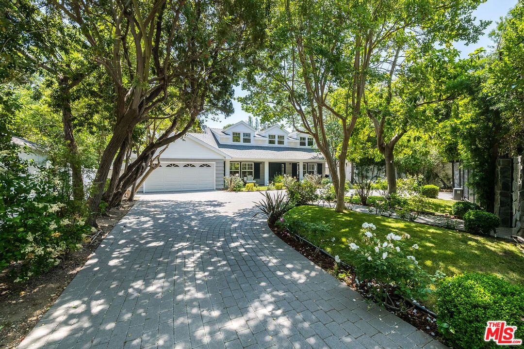 3544 Laurel Canyon Blvd