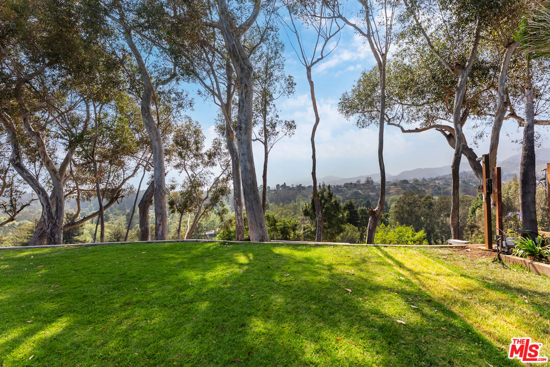 797 Amalfi Dr