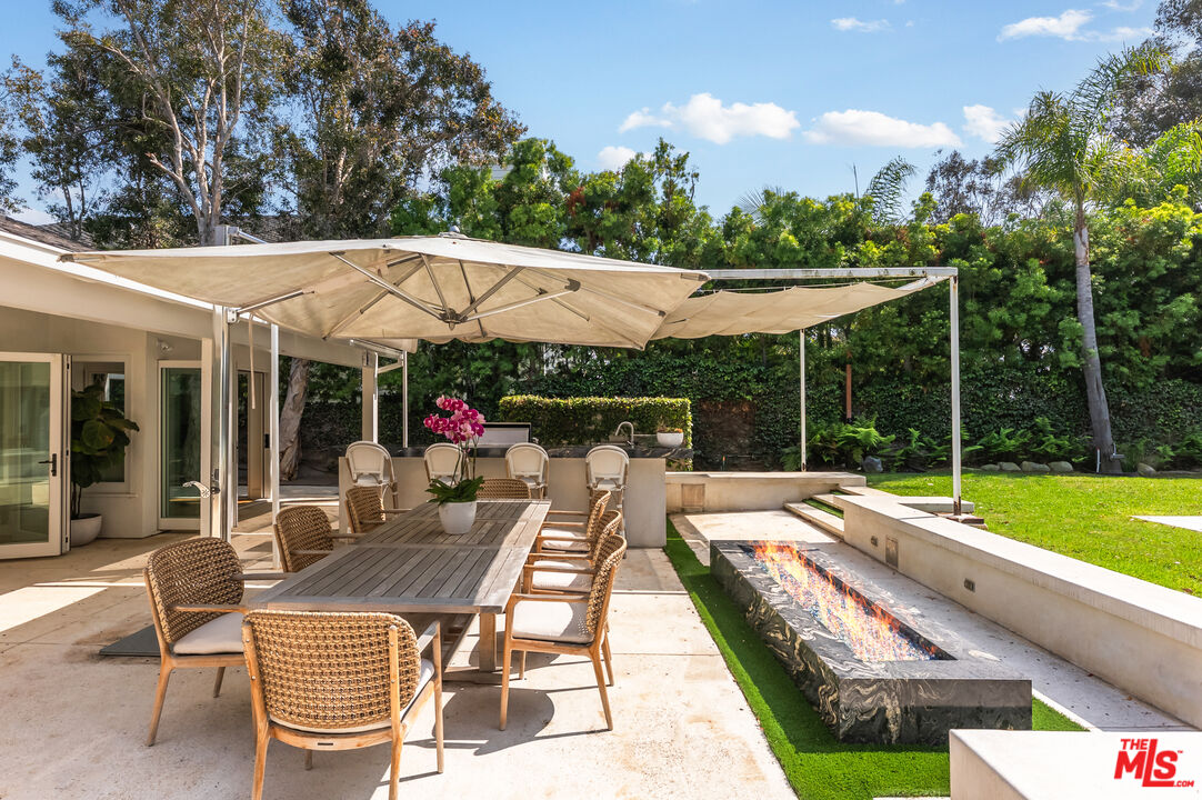 797 Amalfi Dr