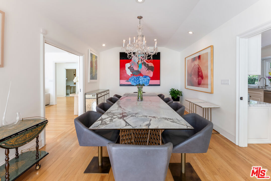 797 Amalfi Dr