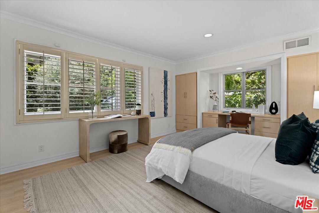 1743 Stone Canyon Rd