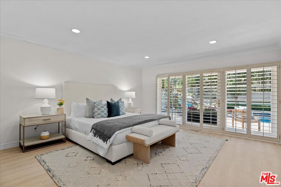 1743 Stone Canyon Rd