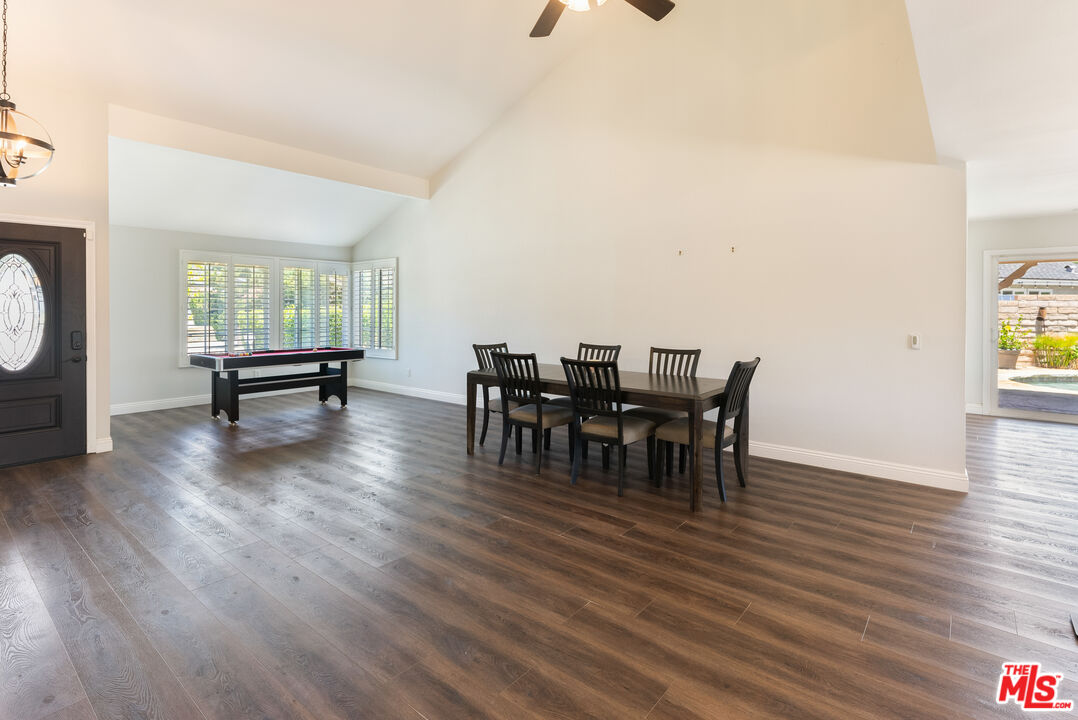 7724 Justin Ct