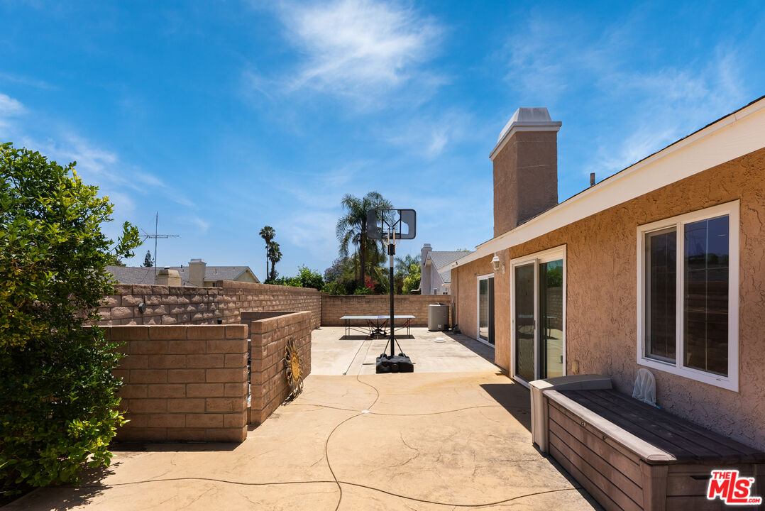 7724 Justin Ct