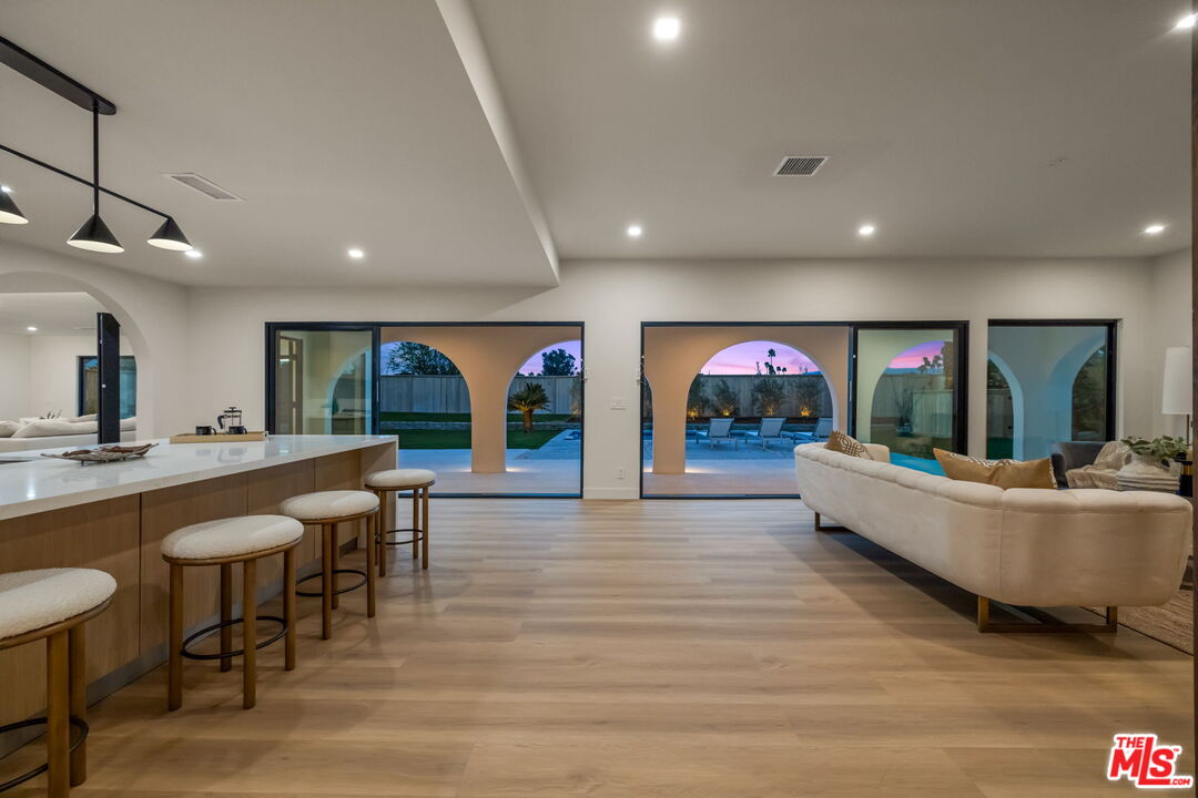 80100 Vista Grande