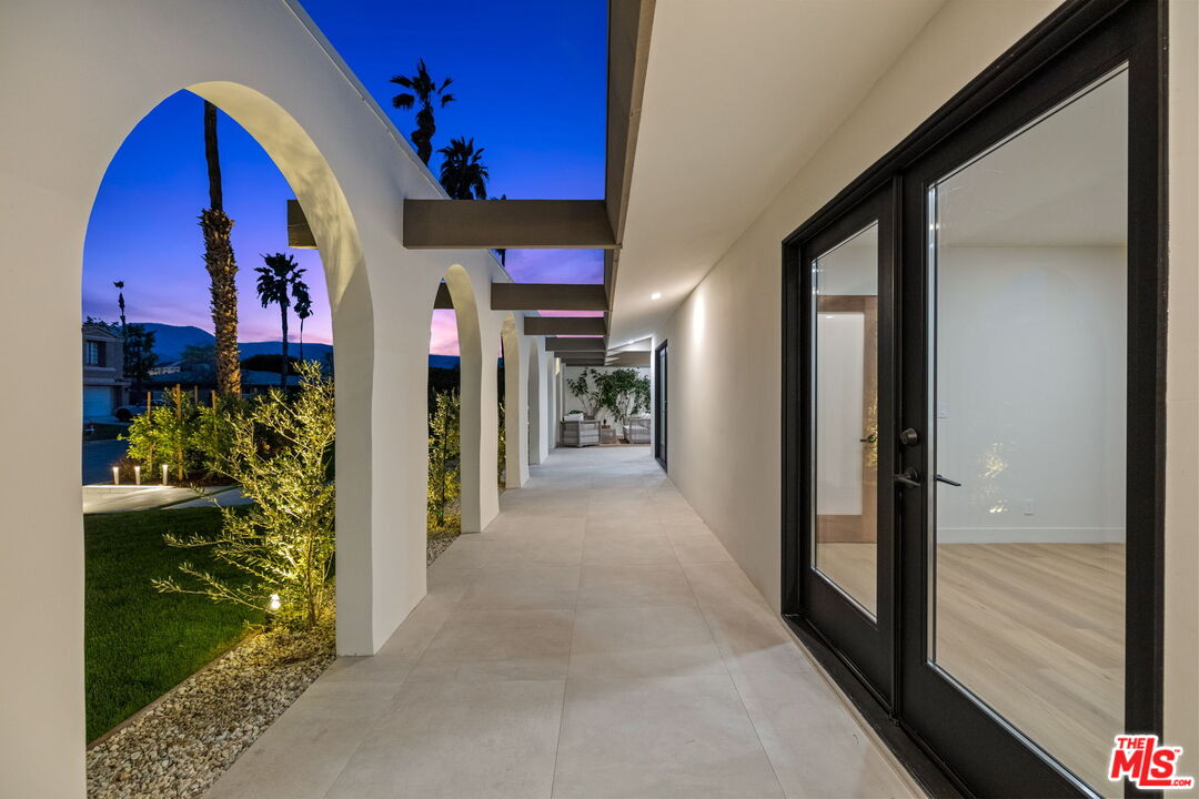 80100 Vista Grande