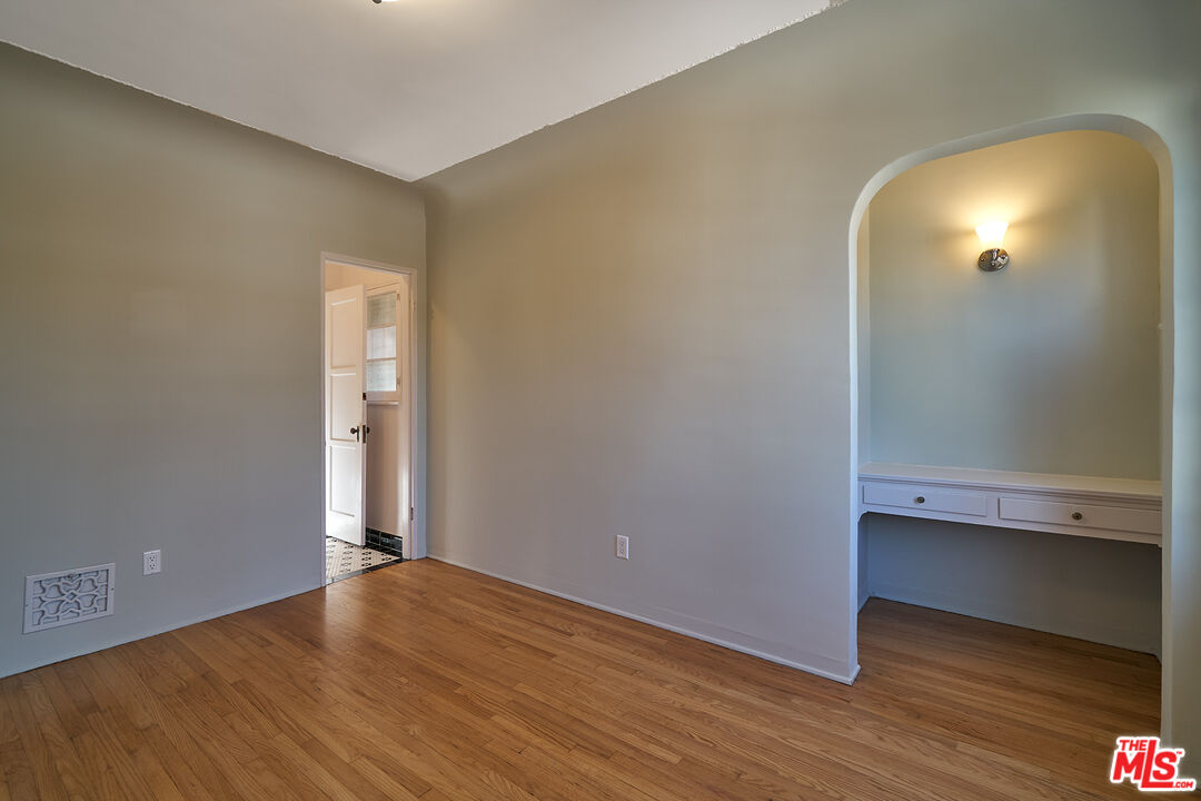 1213 Stearns Dr